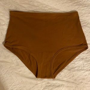 ARQ 2X Toffee High Waisted Undies